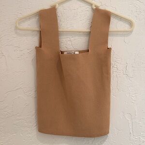 Women’s Xs; Tan color; Summer tank